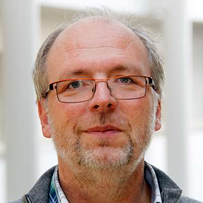 Arndt Büssing