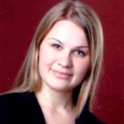 Julia  Bracht